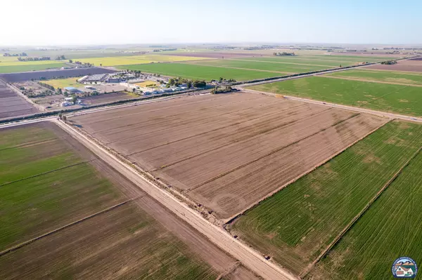 El Centro, CA 92243,697 W Mccabe Rd