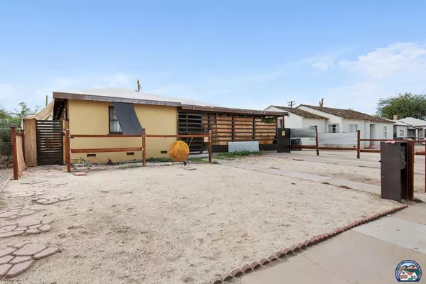 El Centro, CA 92243,1027 W Holt Ave