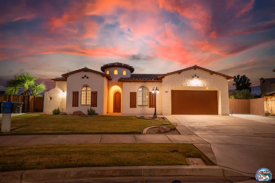 El Centro, CA 92243,2613 Heil Cir