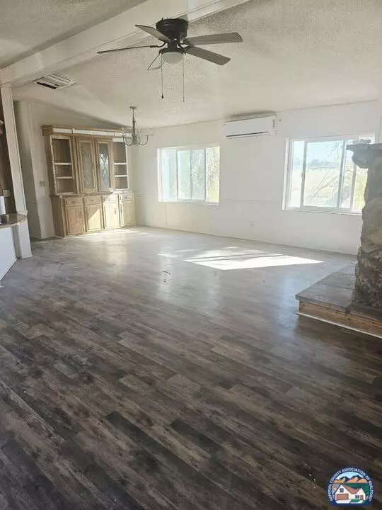 El Centro, CA 92243,1202 86 Hwy