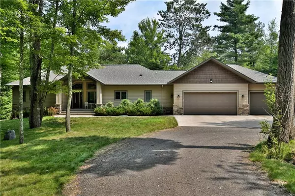 9522N Summers Point Lane, Hayward, WI 54843