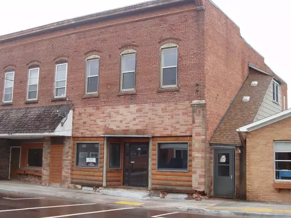 37 Grant St, Glidden, WI 54527