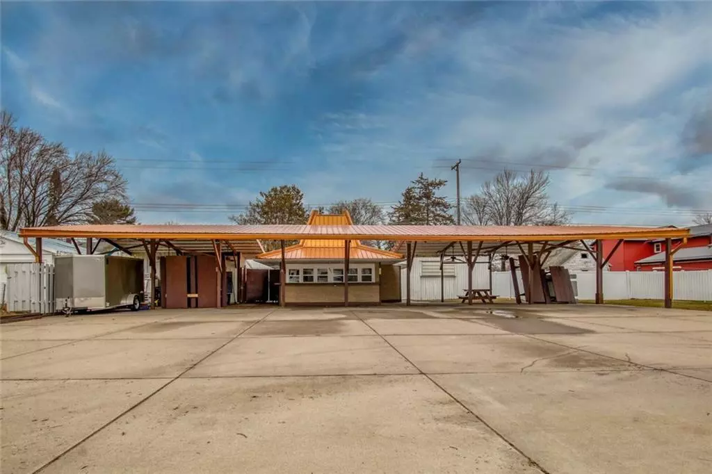 Augusta, WI 54722,607 W Lincoln Street