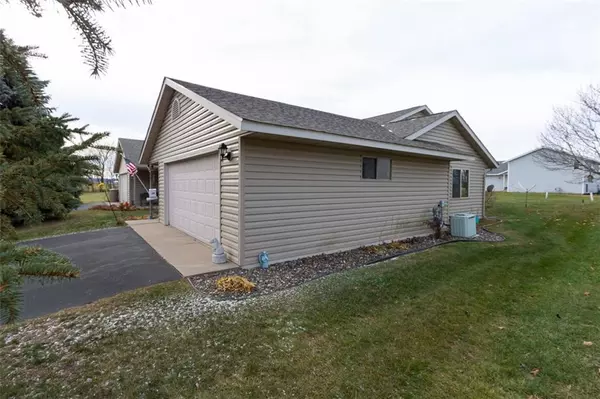 Osceola, WI 54020,128 Hialeah Street