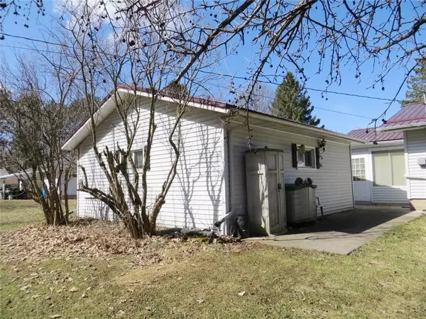 Withee, WI 54498,914 Summit Street