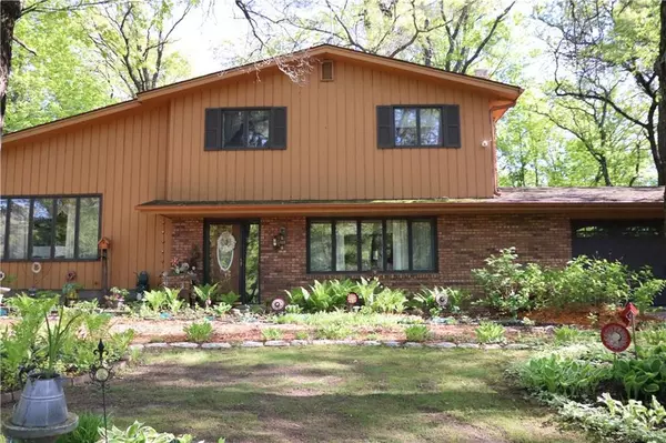 Elk Mound, WI 54739,E8722 652nd Avenue