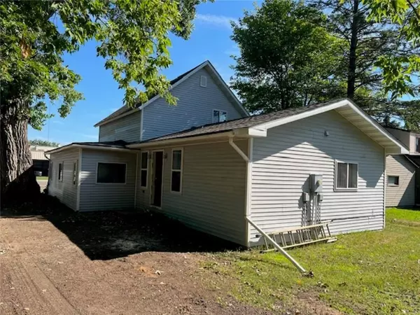 Shell Lake, WI 54871,118 3rd Avenue