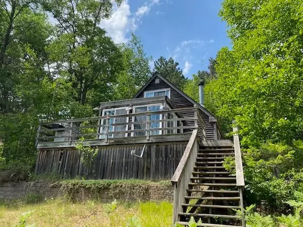 7474 E Lakewood Drive, Gordon, WI 54838