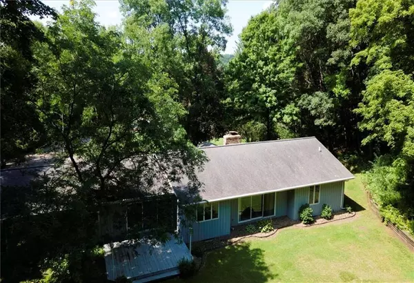 Elmwood, WI 54740,726 S Butternut Street