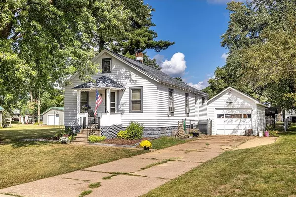 417 Pine Street, Black River Falls, WI 54615