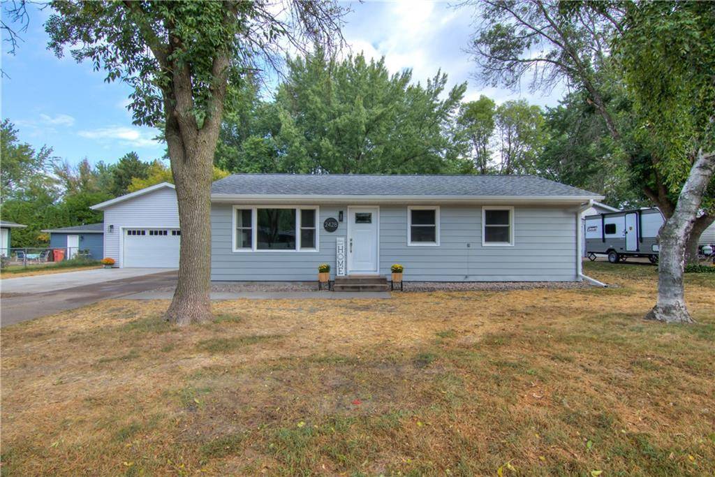 2428 Bradwood Avenue, Altoona, WI 54720