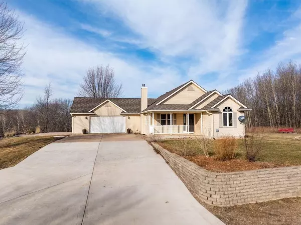 Fall Creek, WI 54742,N2450 Oak Dale Drive