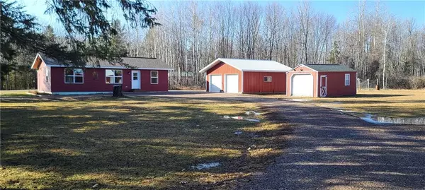 6860 Mae West Road, Ladysmith, WI 54848