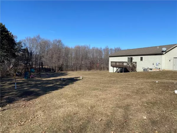 Elk Mound, WI 54739,N5571 882nd Street
