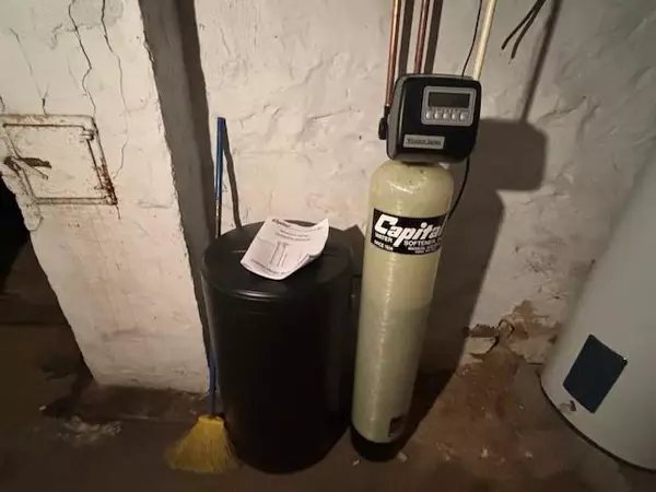 Arcadia, WI 54612,909 W Main Street