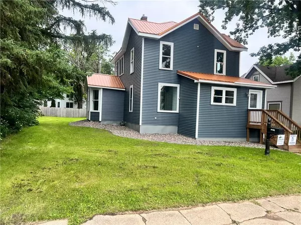 31 W Evans Street, Rice Lake, WI 54868