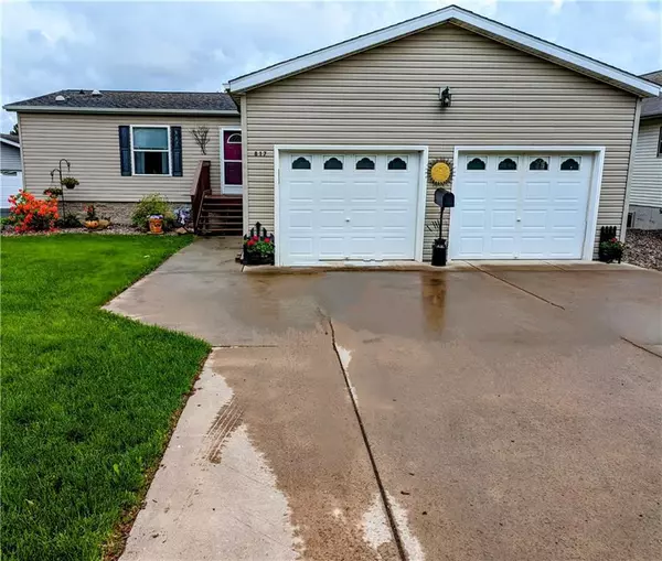 817 Lake Avenue, Ladysmith, WI 54848