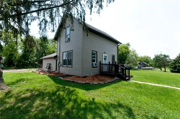 12 W Schneider Street, Rice Lake, WI 54868