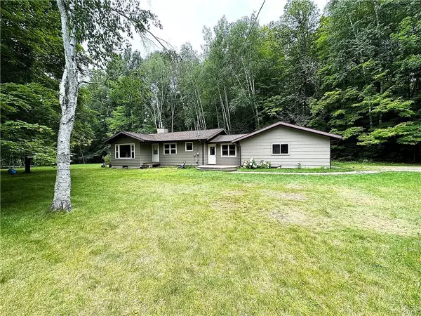 11851 Eaton Road, Hayward, WI 54843