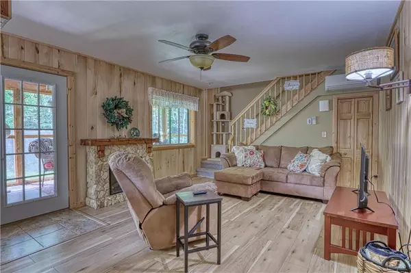 20420 US Highway 63 Grand View, WI 54839