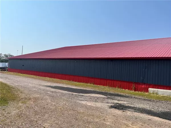New Auburn, WI 54757,305 County Highway AA