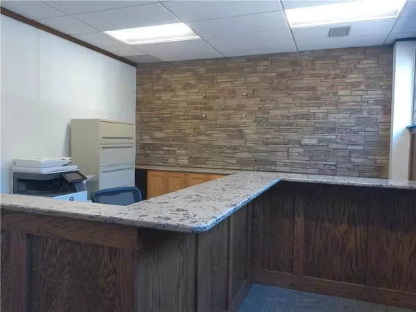 Spooner, WI 54801,109 Walnut Street