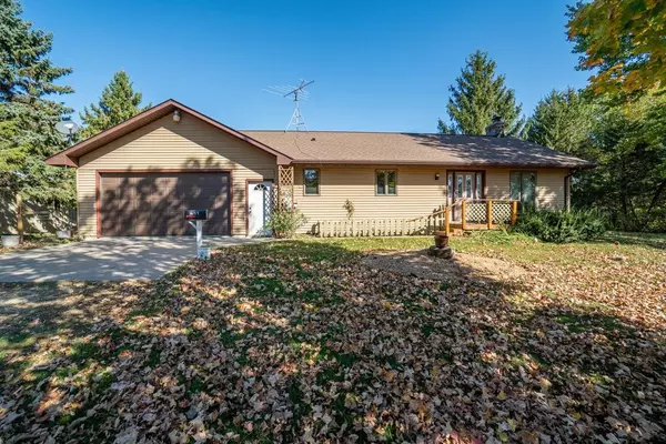 1657 County Road X, Glenwood City, WI 54013