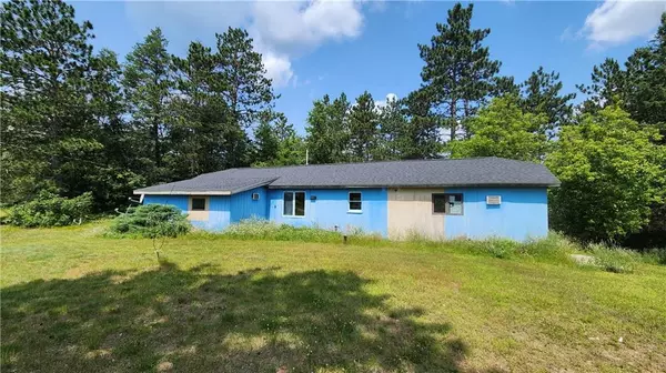 9447 E County Road T, Minong, WI 54859