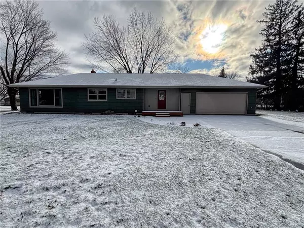 332 S Wisconsin Avenue, Rice Lake, WI 54868