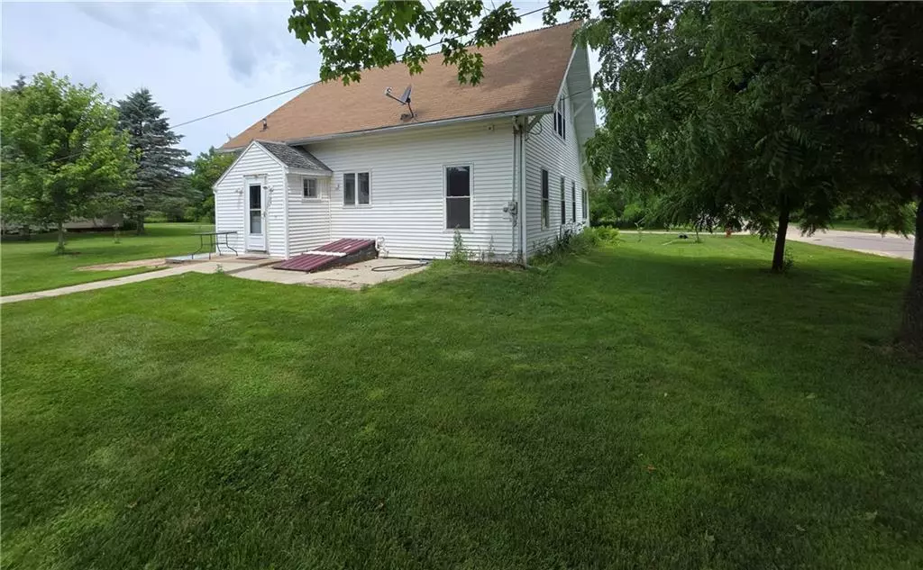 Kendall, WI 54638,304 Glen Street