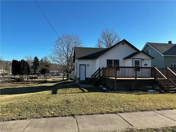 Glenwood City, WI 54013,623 Syme Avenue