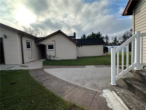 139 W 5th Street, Black River Falls, WI 54615