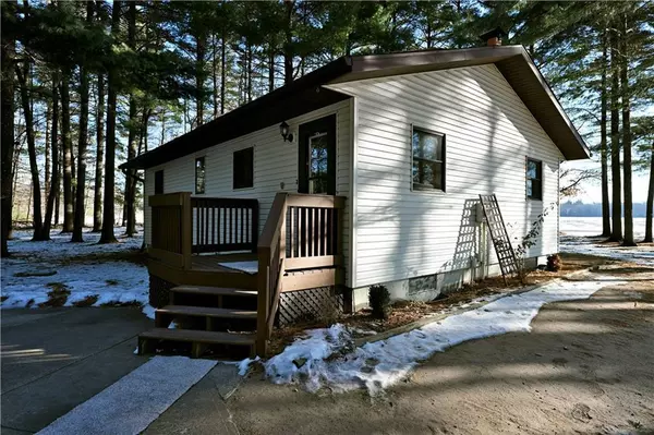 Spooner, WI 54801,1608 Shake Road