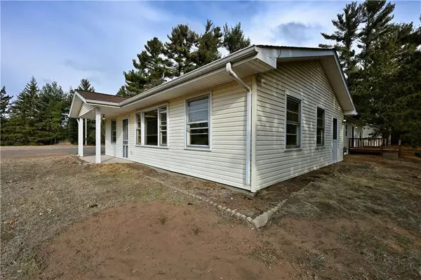 Grantsburg, WI 54840,14376 State Road 70