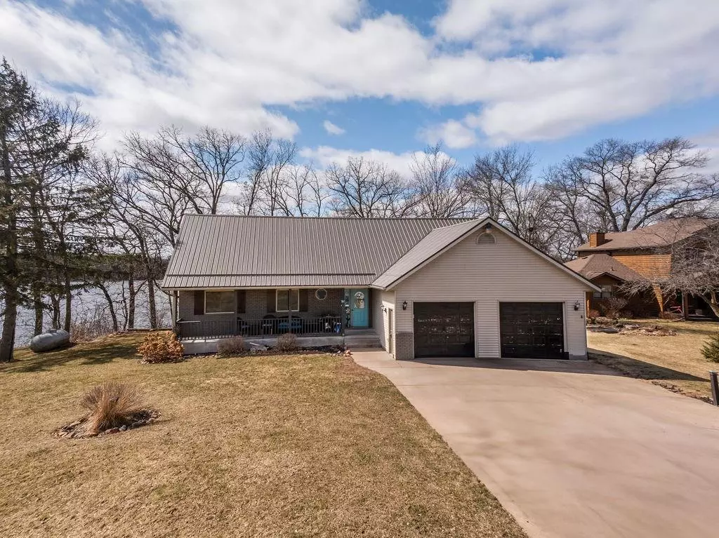 Chetek, WI 54728,888 26 1/4 Street