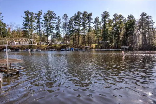 Chetek, WI 54728,1022 Hwy M #8