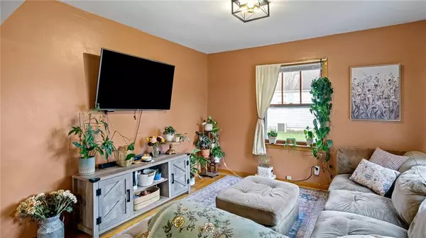 Chippewa Falls, WI 54729,633 Maple Street