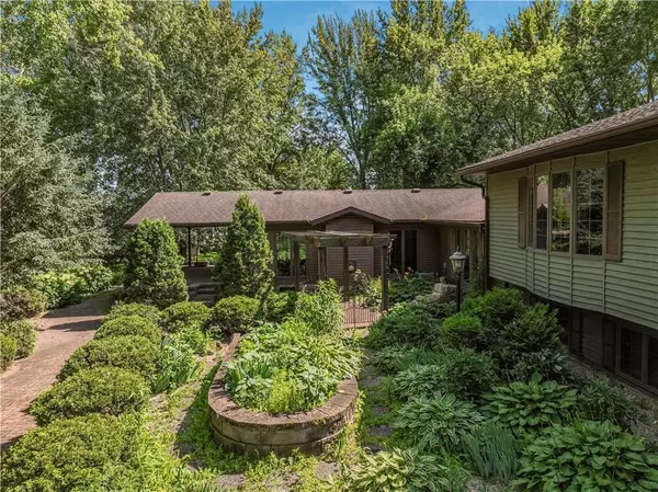 Cadott, WI 54727,650 Main Street