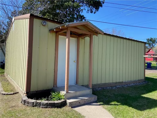 Spooner, WI 54801,318 Spruce Street