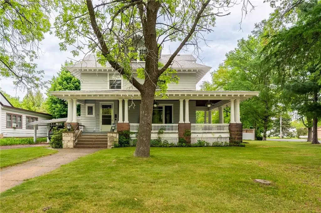 Spooner, WI 54801,404 Walnut Street