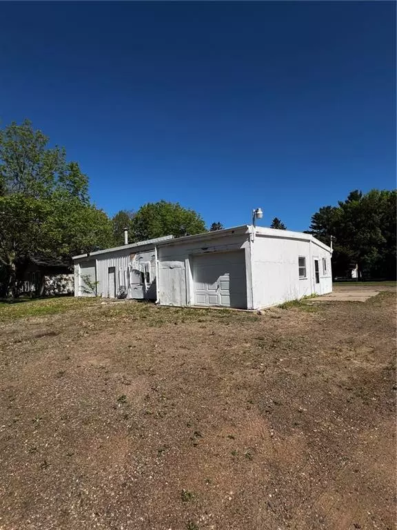 Chetek, WI 54728,909 Dallas Street