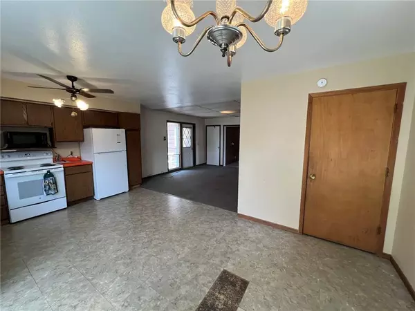Chippewa Falls, WI 54729,405 W Cedar Street