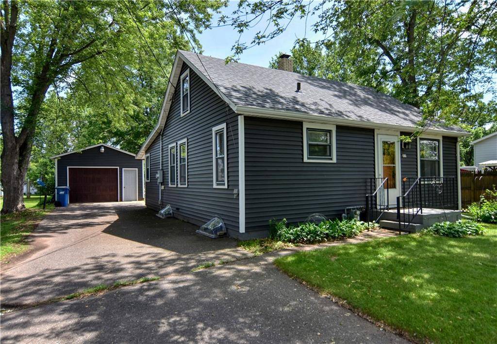 519 Phipps Avenue, Rice Lake, WI 54868