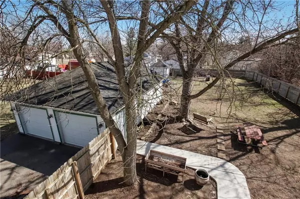 New Richmond, WI 54017,236 W 5th Street
