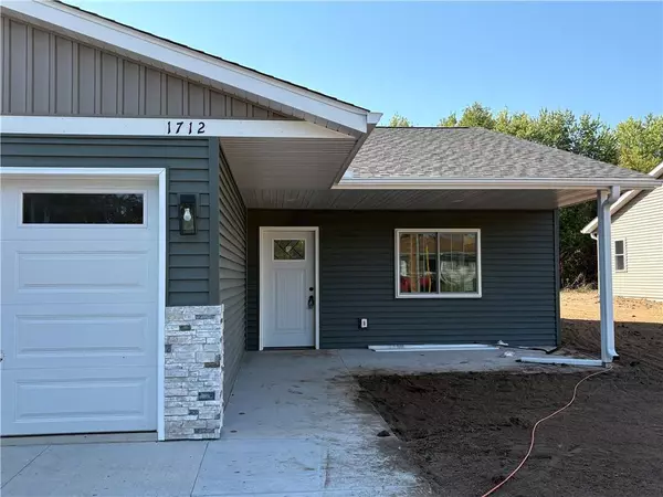 1712 Dorret Road, Eau Claire, WI 54703