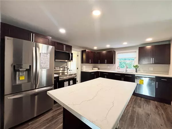 New Auburn, WI 54757,415 S East Street