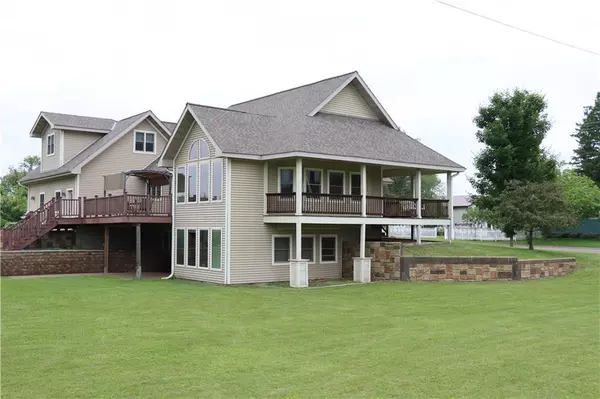 121 Alma Street, Almena, WI 54805