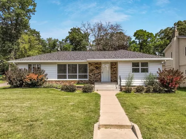 924 Superior Street, Spooner, WI 54801