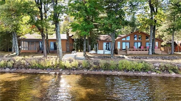 6874N Victory Heights Circle, Stone Lake, WI 54876