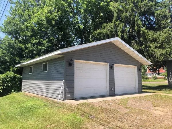 Ladysmith, WI 54848,304 River Avenue
